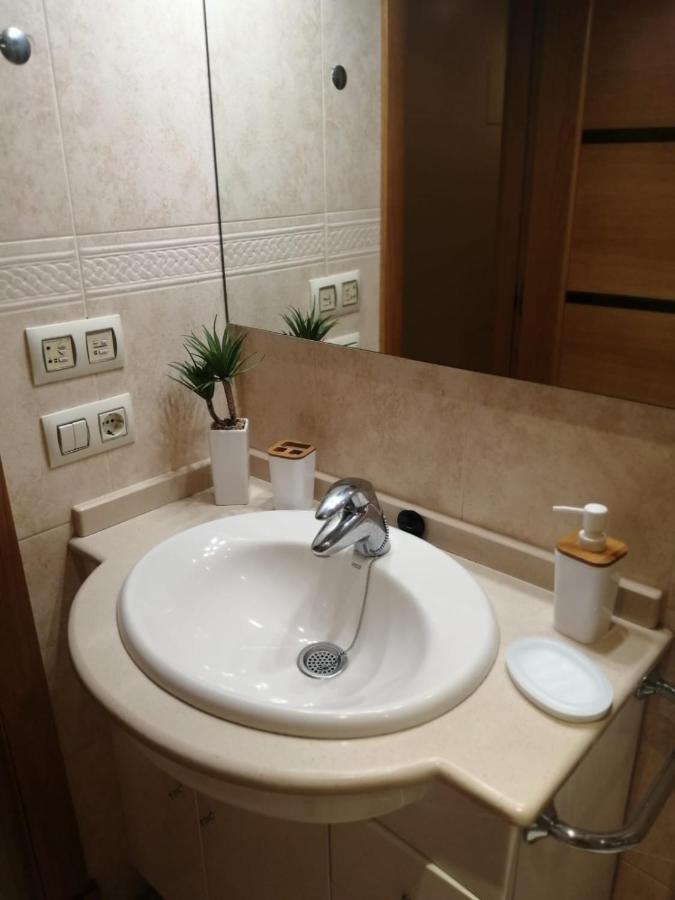 APARTAMENTO TURISTICO MEDITERRANEO REAL FUENGIROLA particular Exterior foto